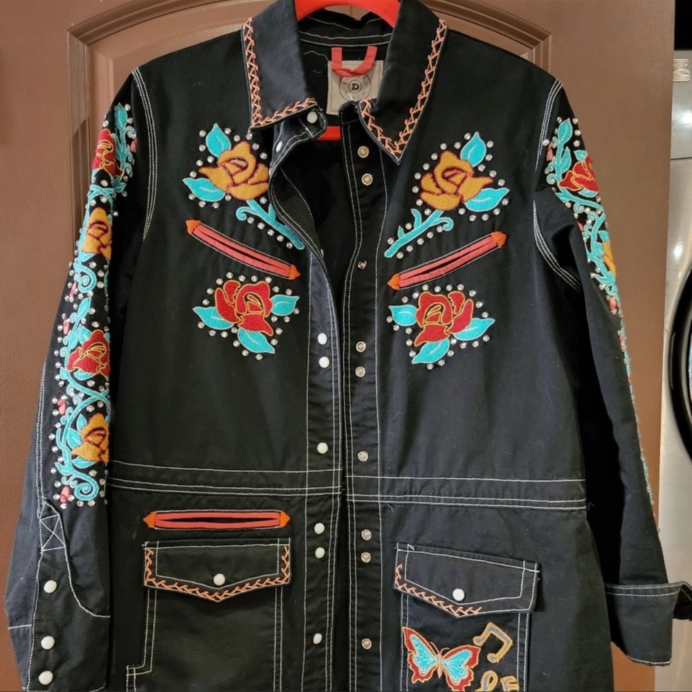 ***ISO*** Double D Ranch jacket “Opery in her eyes”